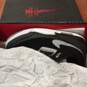 Air Jordan 3 Retro TH